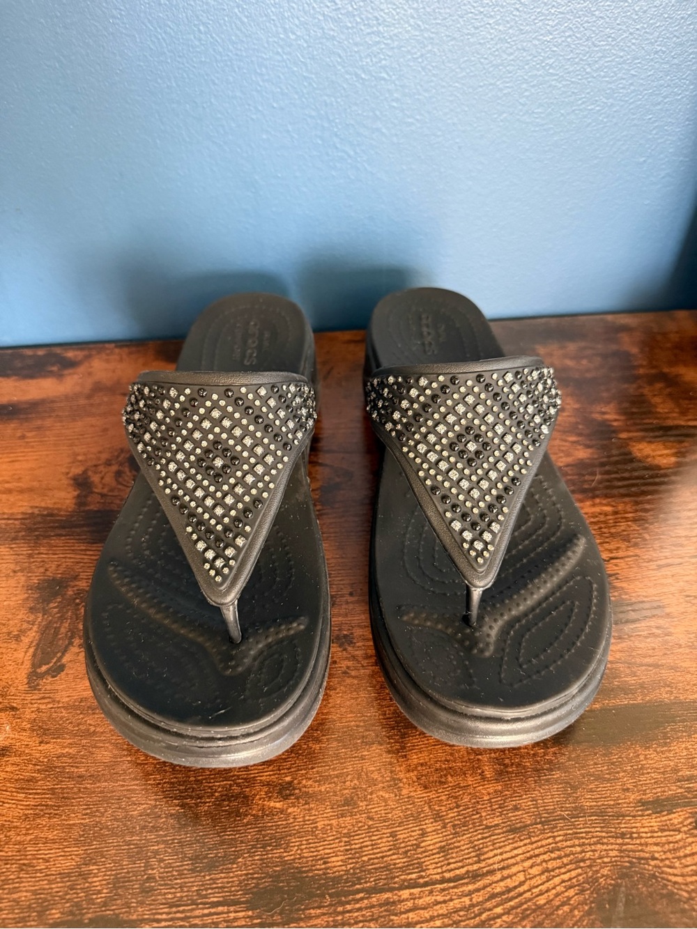 CROCS Black Jeweled Thong Sandals